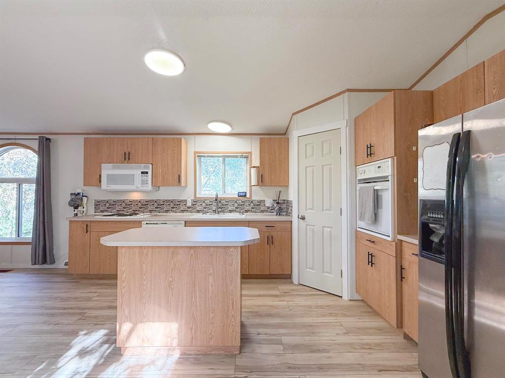 316 Willow Way, Brandon, Manitoba  R7A 7W9 - Photo 4 - 202624681
