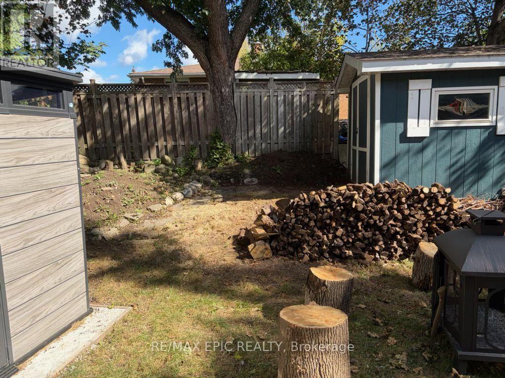 3389 Kelowna Court, Mississauga, Ontario L5C 2E5 - Photo 29 - W13782072