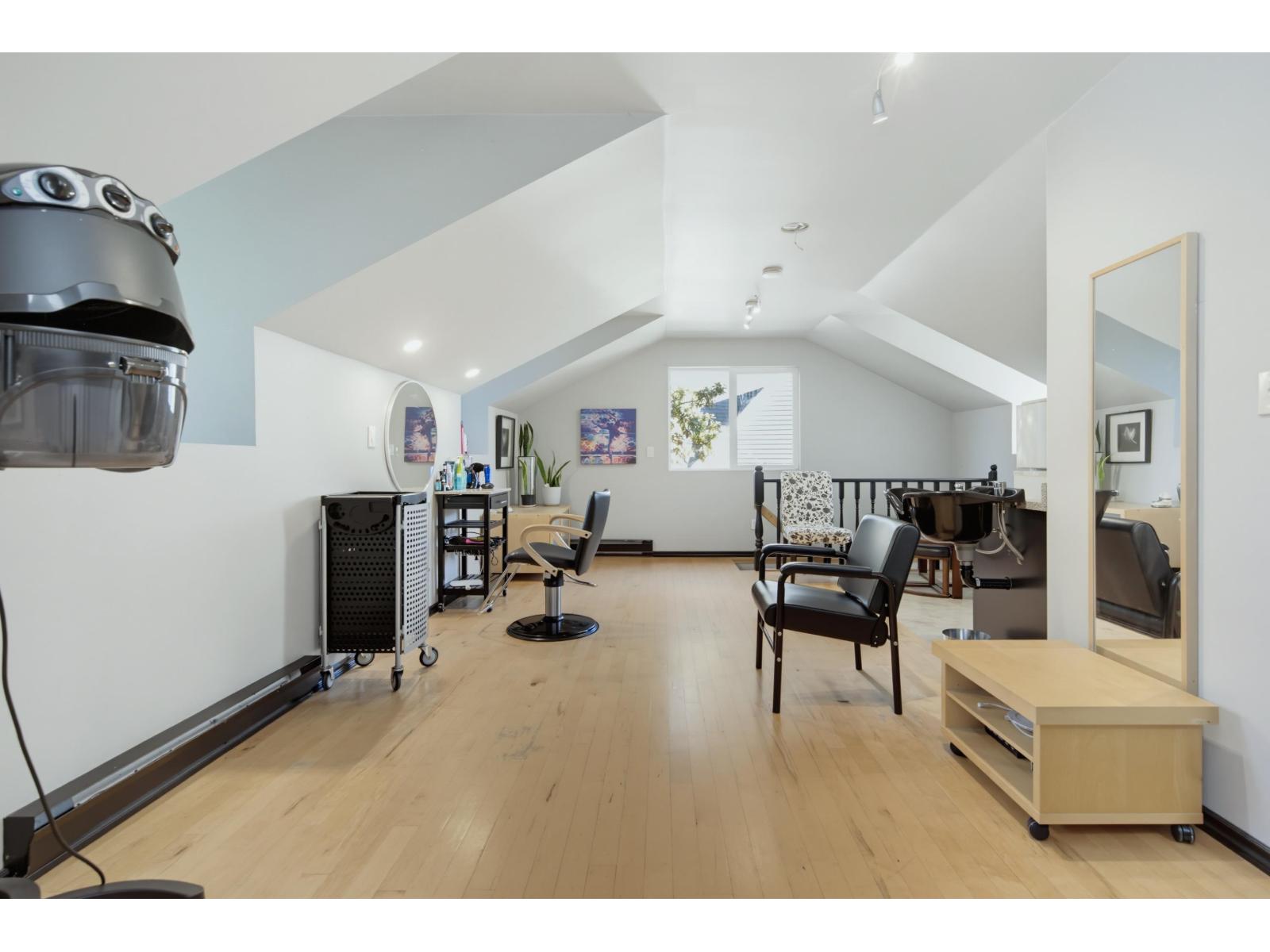 18152 58 Avenue, Surrey, British Columbia  V3S 1M1 - Photo 29 - R3173400