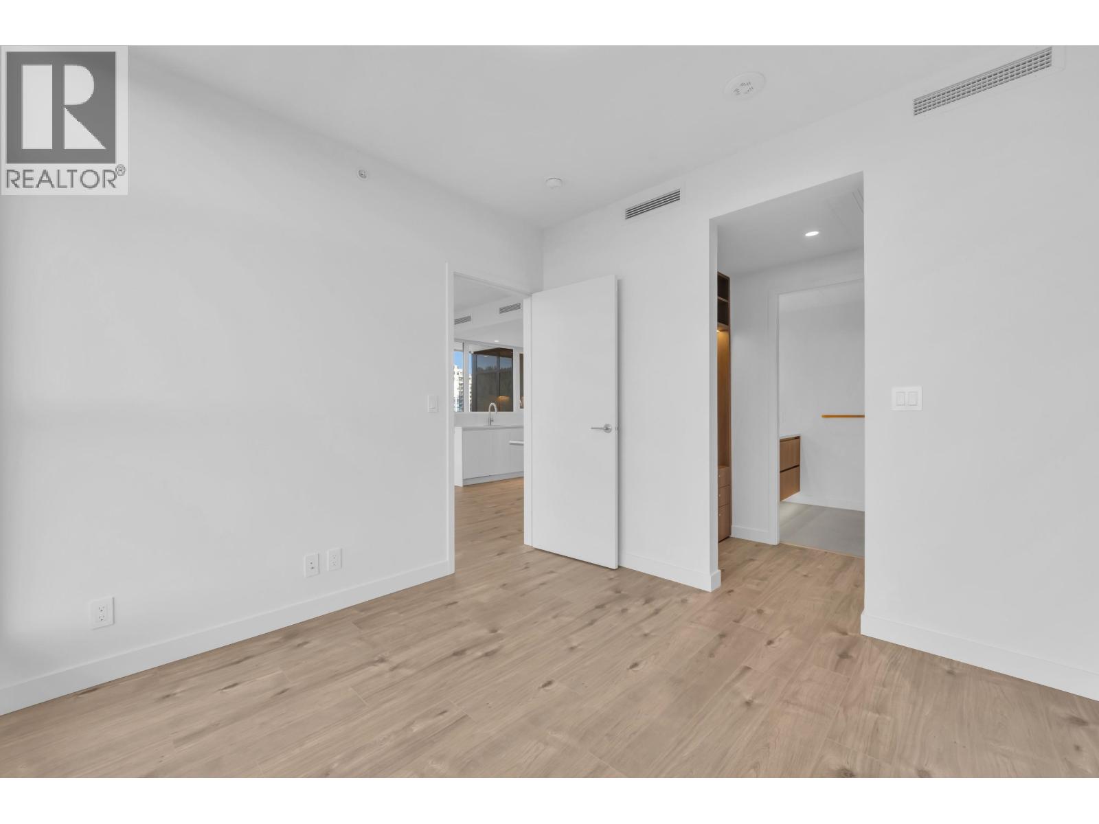 1608 720 Farrow Street, Coquitlam, British Columbia  V3J 0P3 - Photo 10 - R3173298