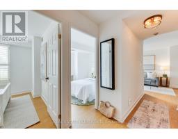 304 - 716 KINGSTON ROAD, Toronto, Ontario
