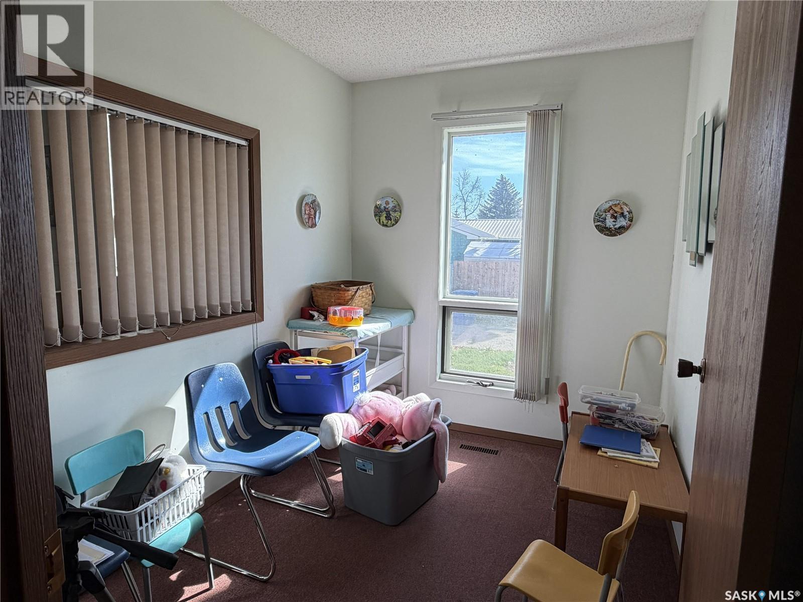 200 Mcrorie Avenue, Avonlea, Saskatchewan  S0G 0C0 - Photo 6 - SK050589