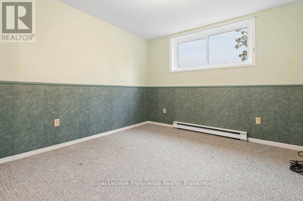 21 Forrester Court, Belleville, Ontario  K8P 5C4 - Photo 32 - X13873244