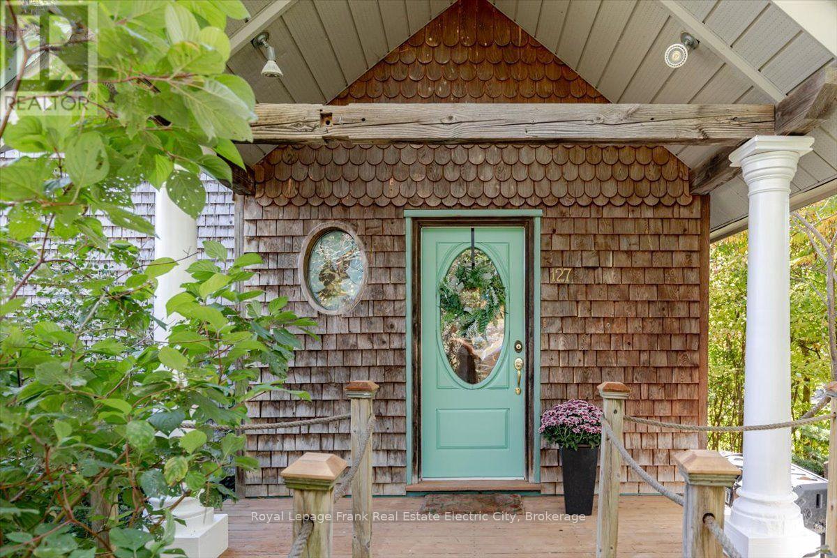 127 SHANAGARRY DRIVE Selwyn Ontario Canada K0L1T0