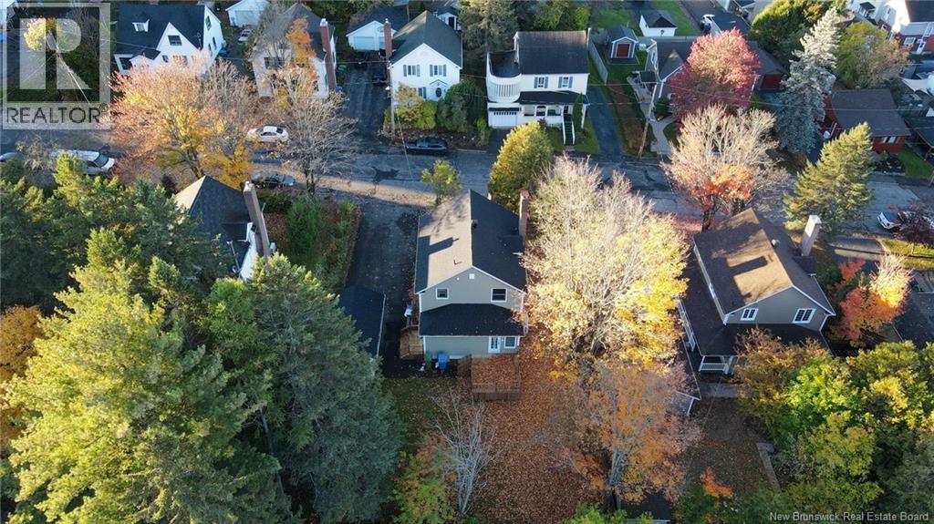 25 Park Street Edmundston New Brunswick Canada E3V1Y8 4