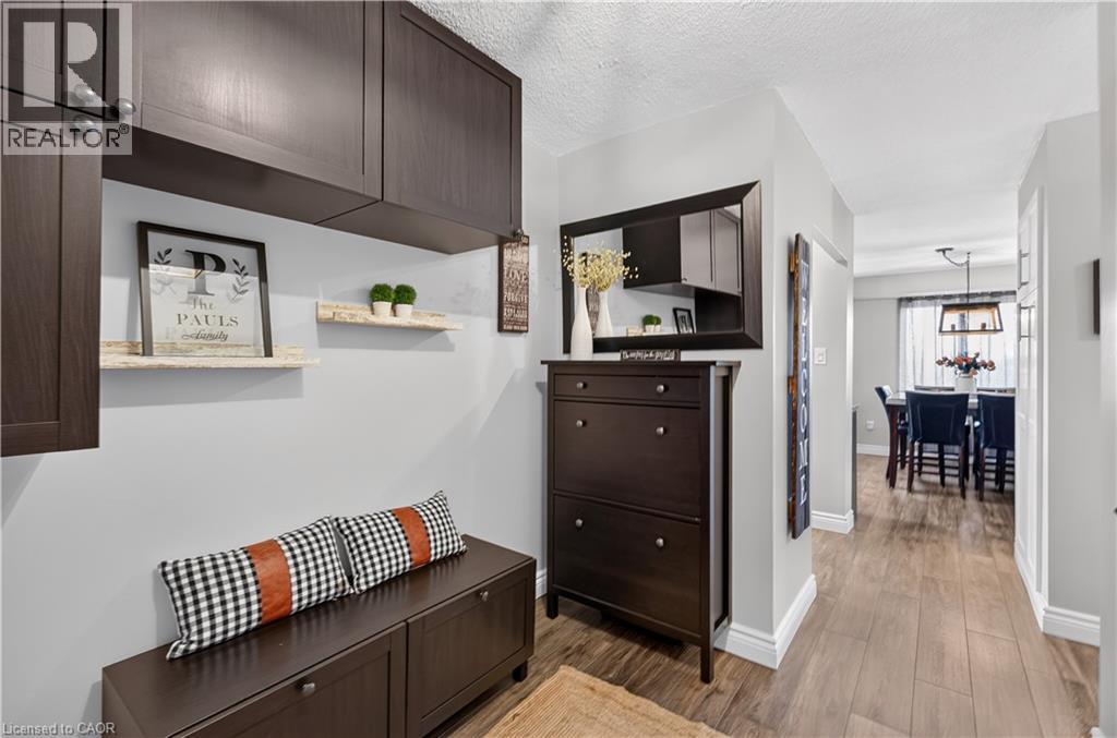301 Frances Avenue Unit# 703, Stoney Creek, Ontario  L8E 3W6 - Photo 3 - 40845346