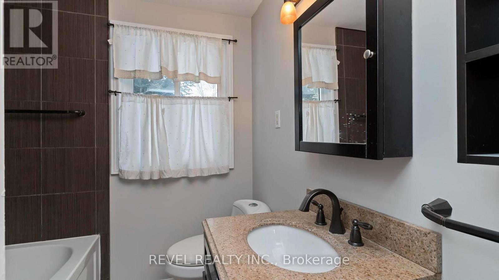 1137 Oxford Street W, London North, Ontario  N6H 1V6 - Photo 19 - X13873304