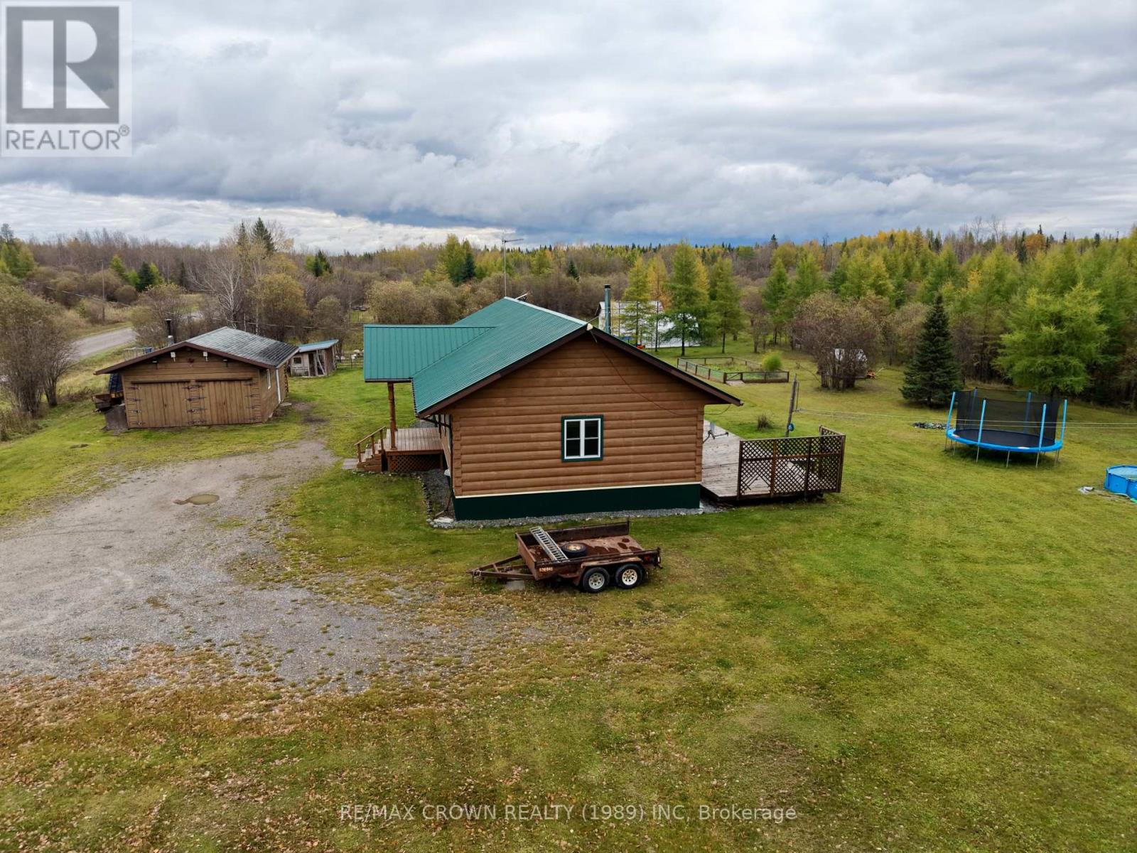1000 VALLEE ROAD Cochrane Remote Area (Hallebourg) Ontario Canada P0L1L0 4