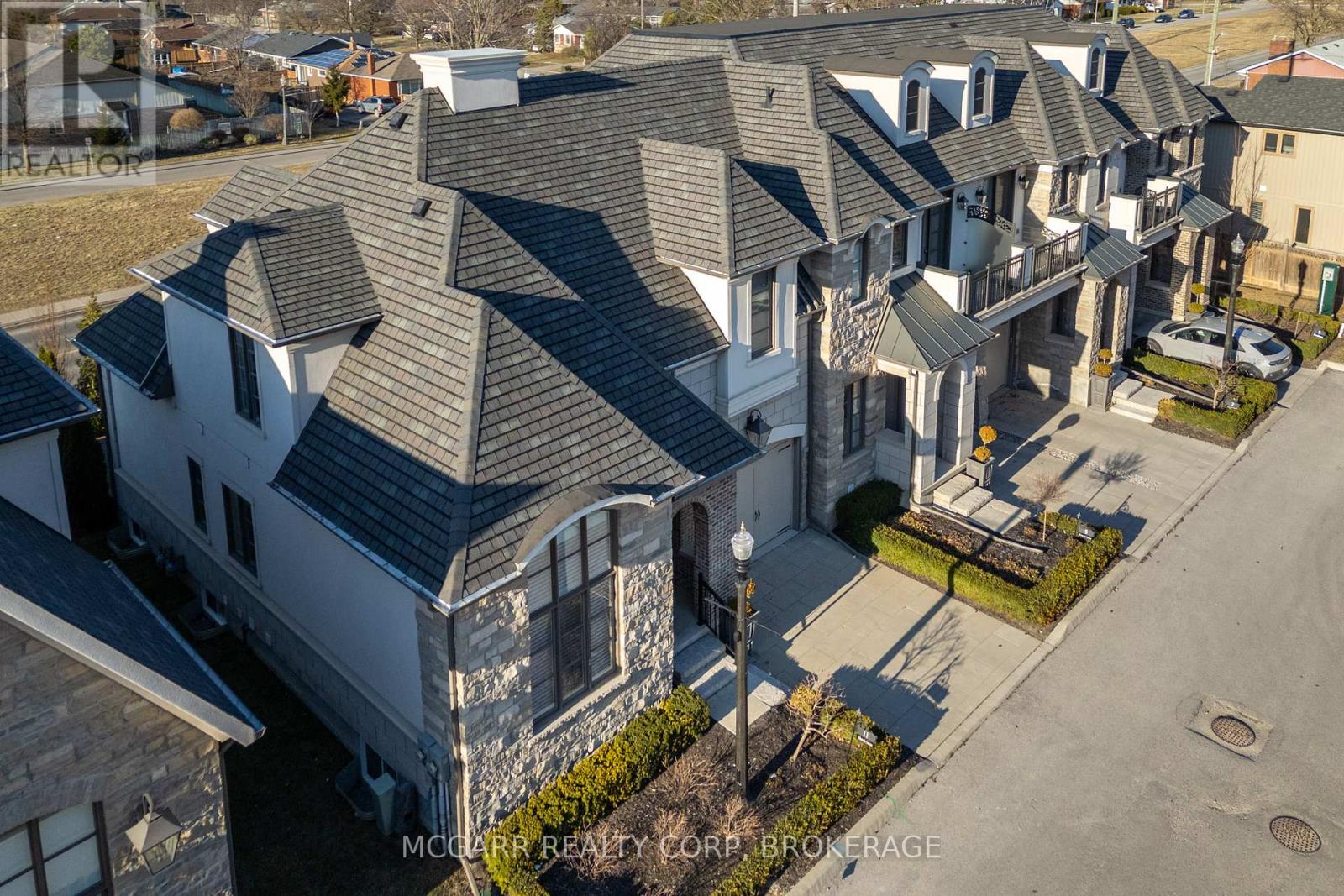 11 Arbourvale Common, St. Catharines (Glendale/glenridge), Ontario  L2T 4C5 - Photo 37 - X13873236