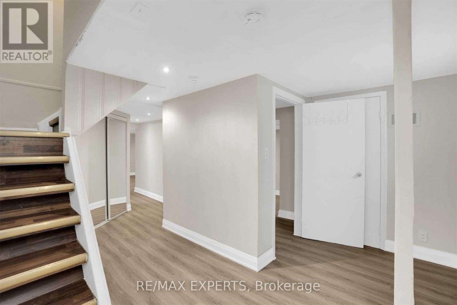 18 Robson Place, Toronto, Ontario  M2R 2Y3 - Photo 19 - C13873112