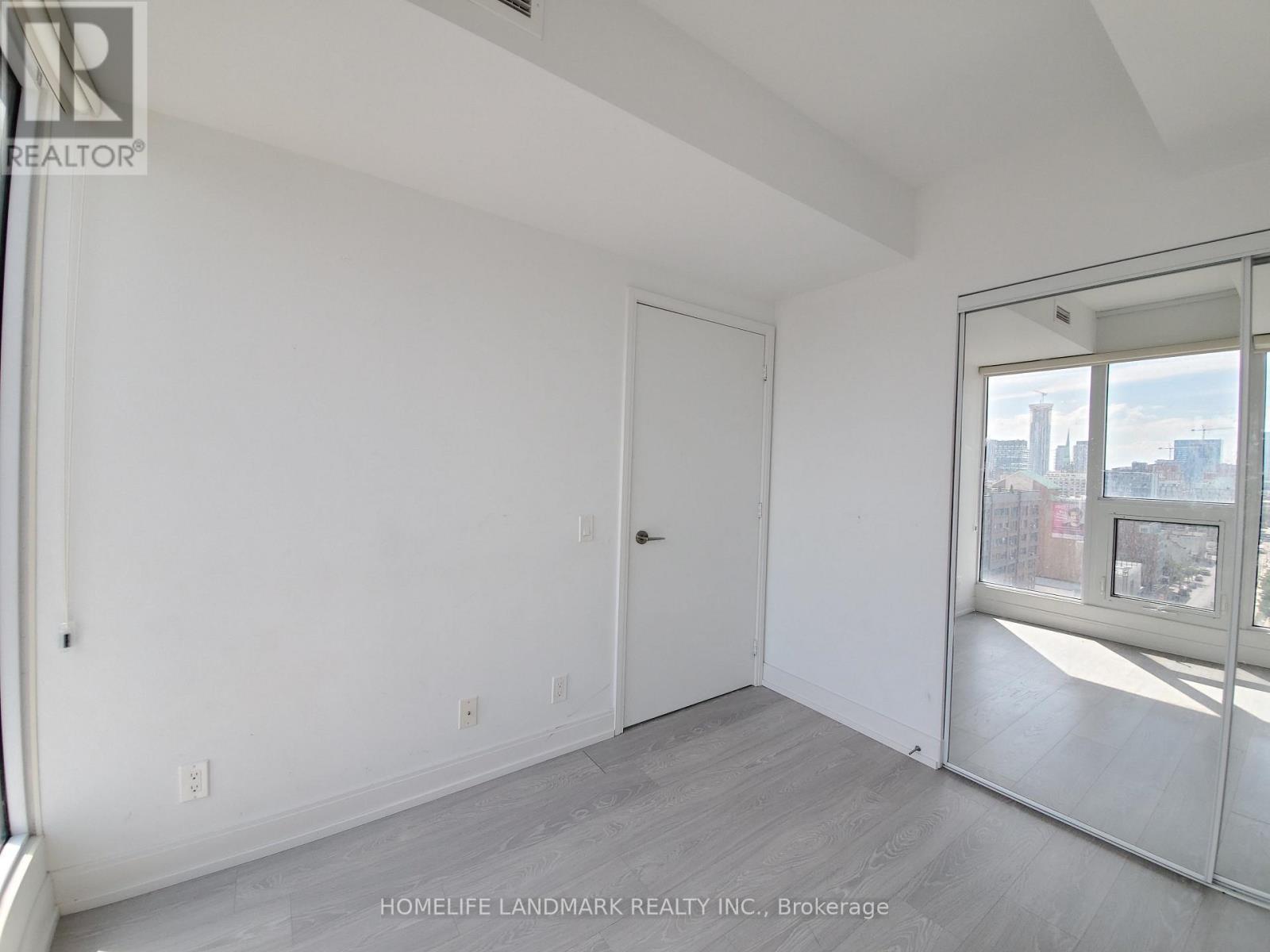 1110 - 181 DUNDAS STREET E