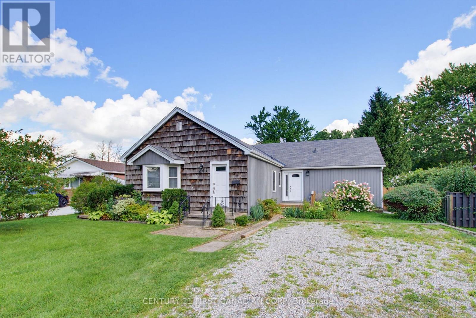 $550,000444 Forest Lawn Avenue, London East, Ontario
