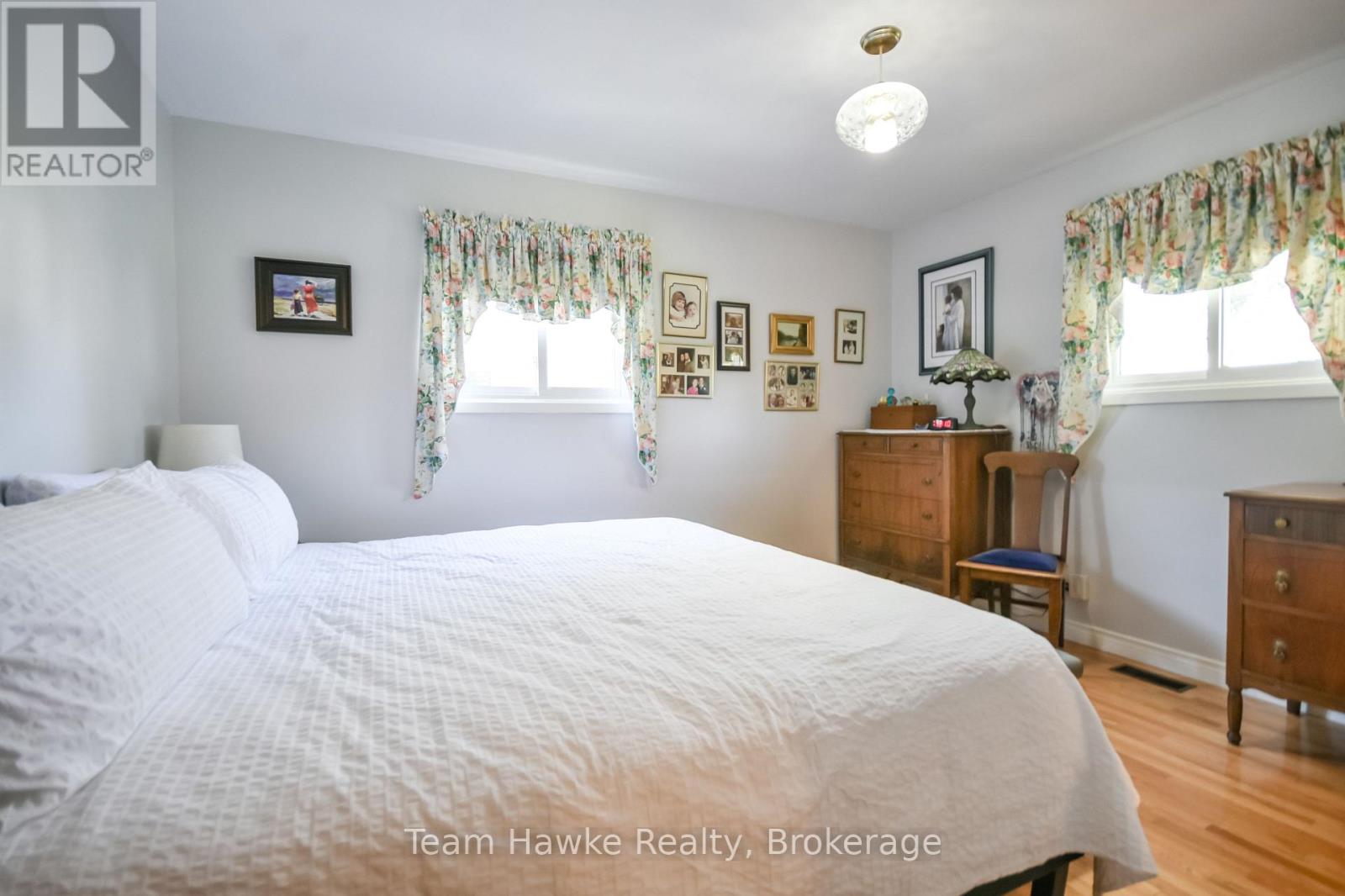 71 Edward Street, Penetanguishene, Ontario  L9M 1J8 - Photo 27 - S13873314