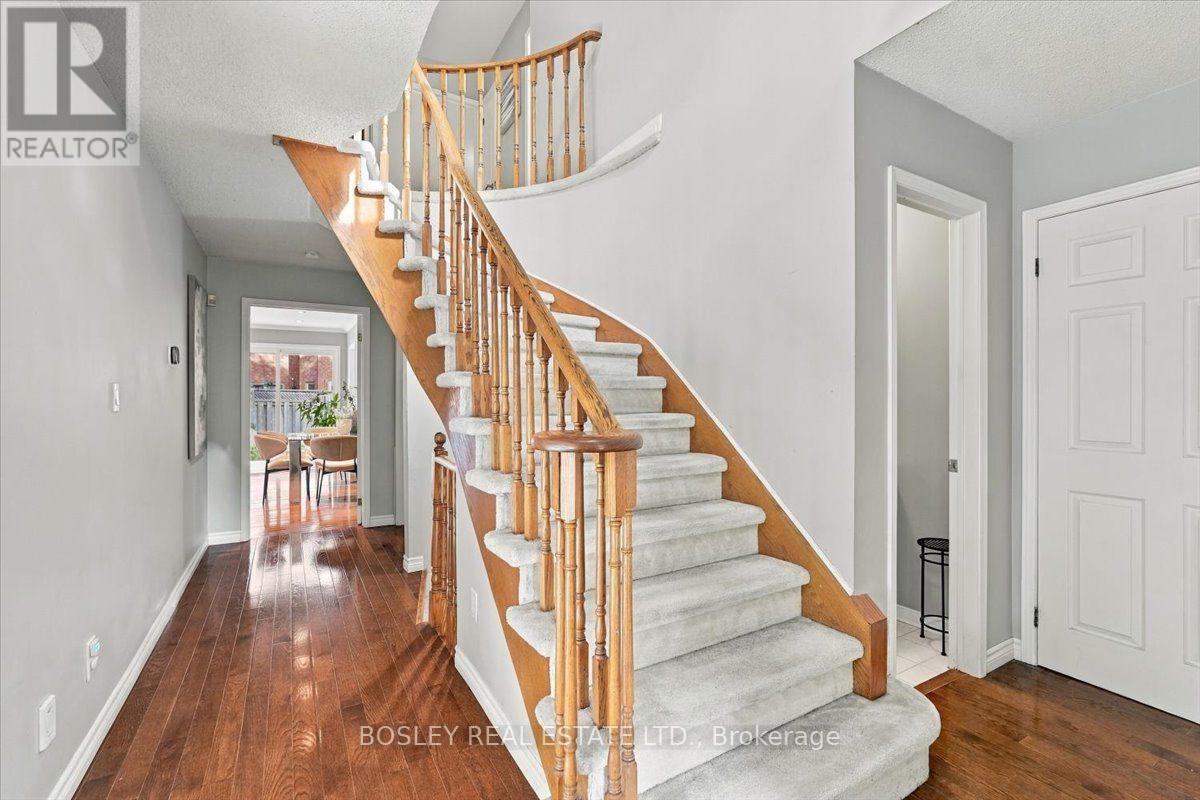 2259 Cottonwood Circle, Pickering, Ontario  L1X 2P9 - Photo 15 - E13873164