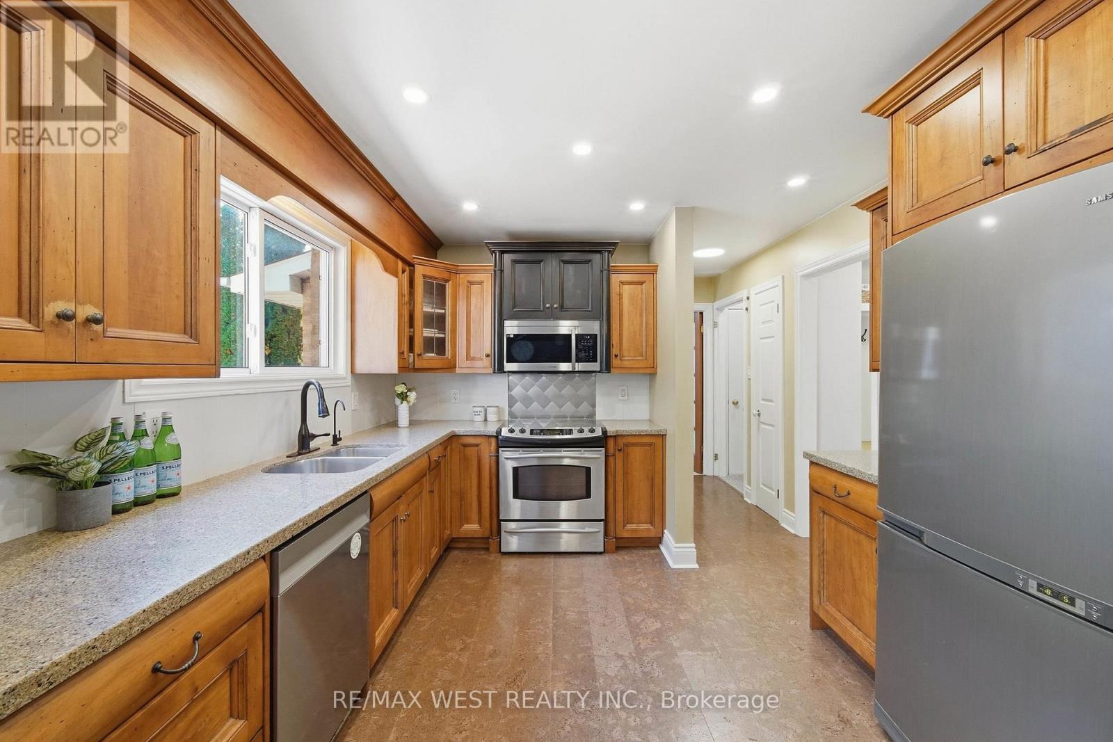 441 Paddington Crescent, Oshawa, Ontario  L1G 7P3 - Photo 12 - E13873286