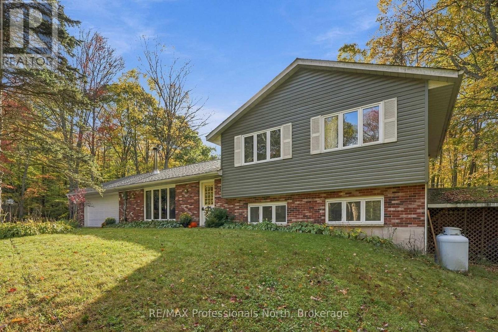 1164 Nicholls Road, Bracebridge, Ontario  P1L 0K7 - Photo 2 - X13873104