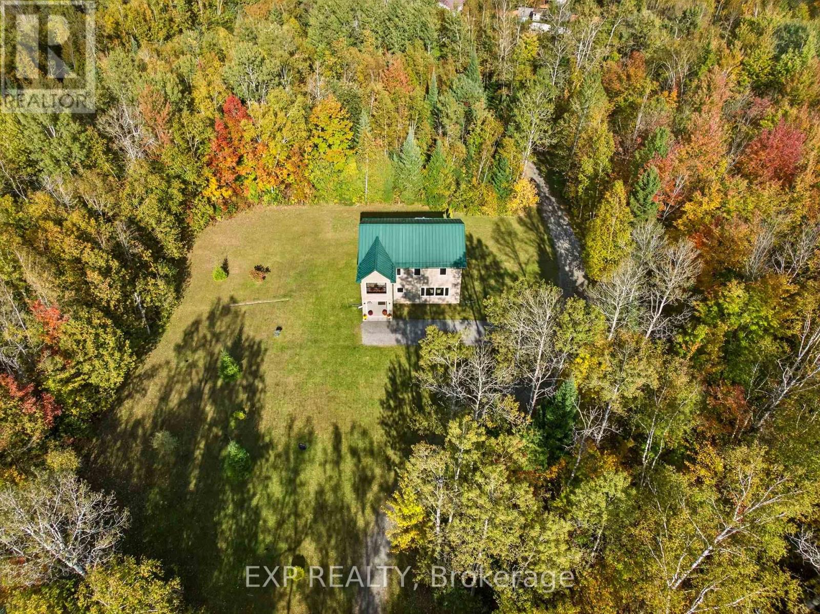 9525 Old Homestead Road, Georgina, Ontario  L0E 1N0 - Photo 2 - N13873258