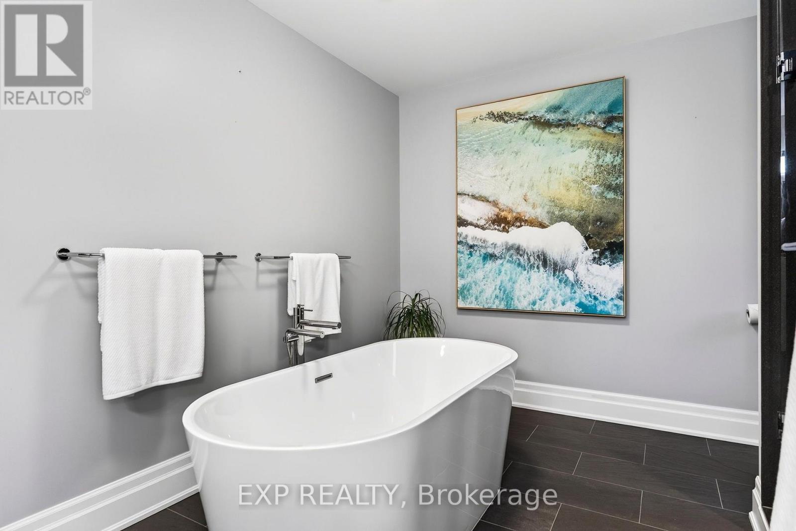 9525 Old Homestead Road, Georgina, Ontario  L0E 1N0 - Photo 34 - N13873258