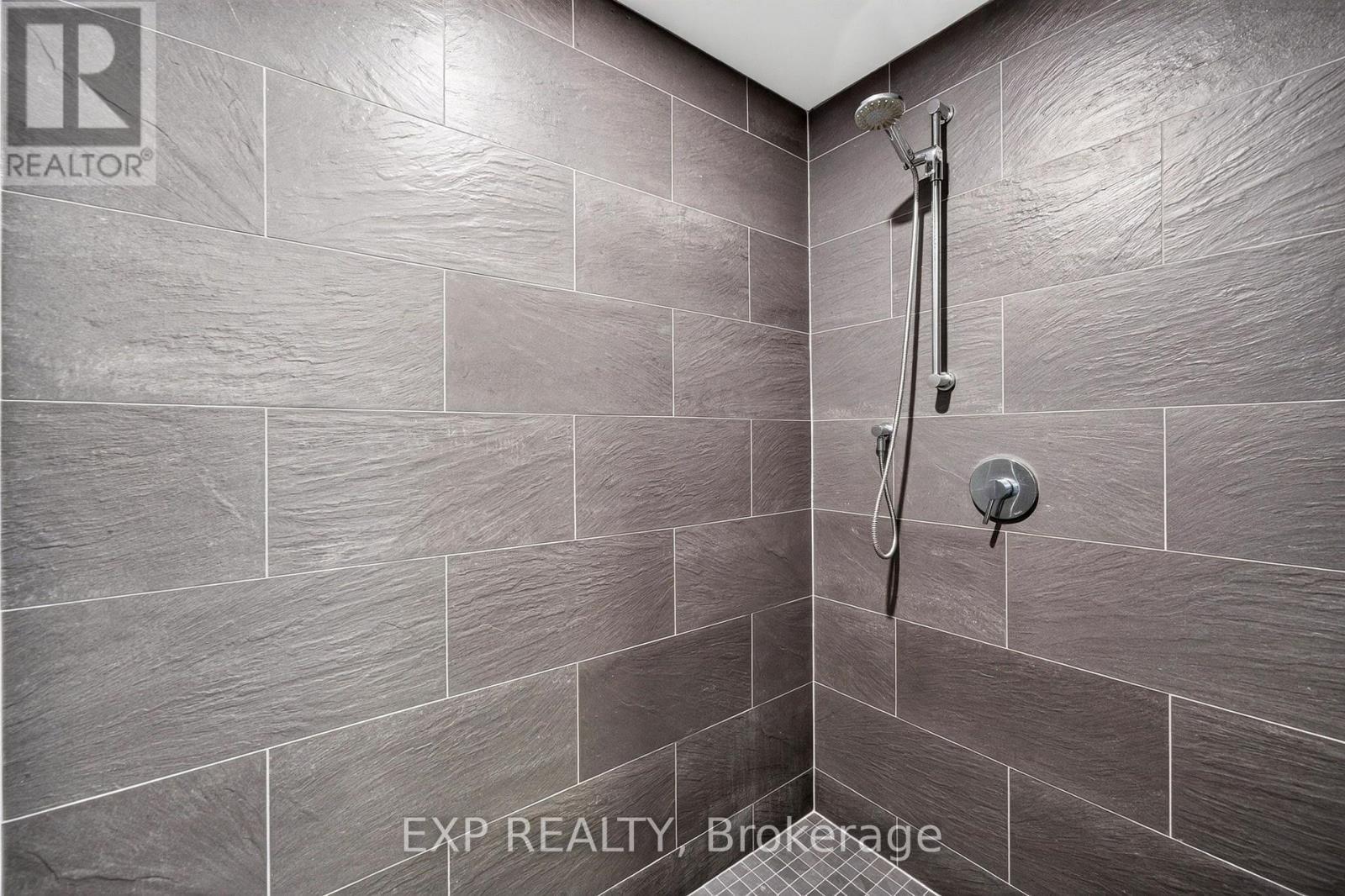9525 Old Homestead Road, Georgina, Ontario  L0E 1N0 - Photo 35 - N13873258