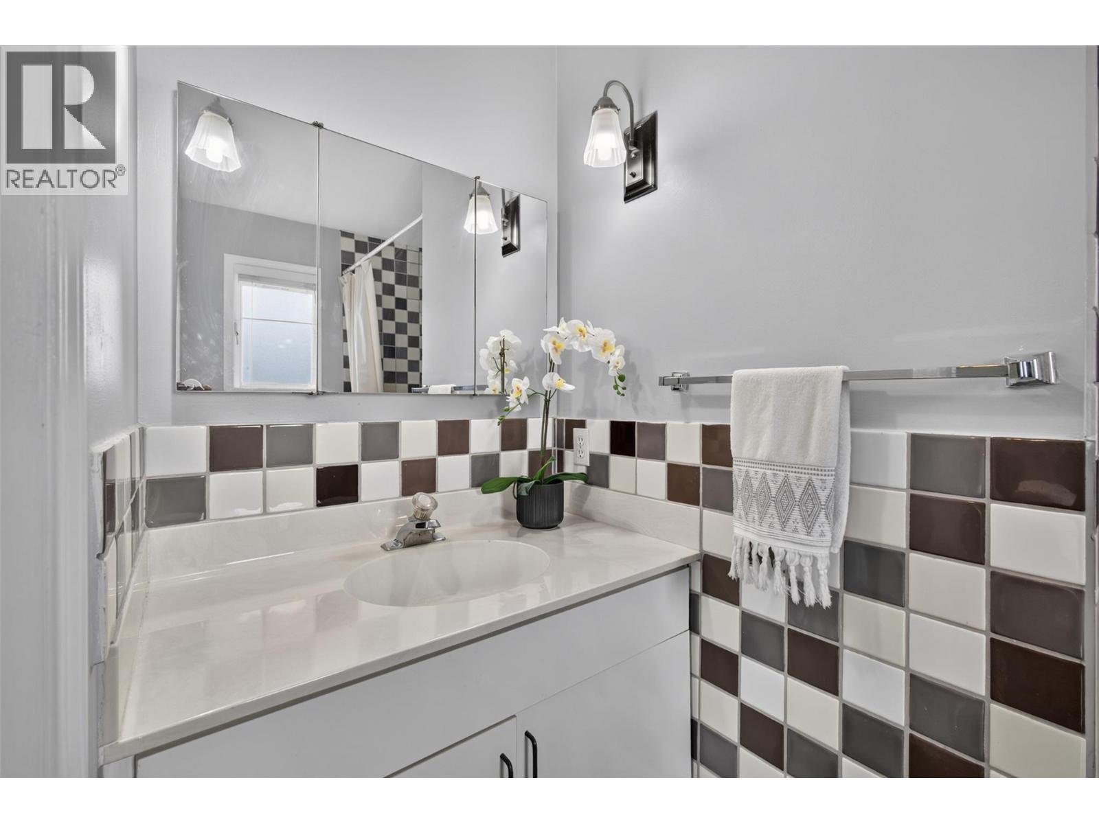 3777 Salloum Road, West Kelowna, British Columbia  V4T 1E3 - Photo 16 - 10402089