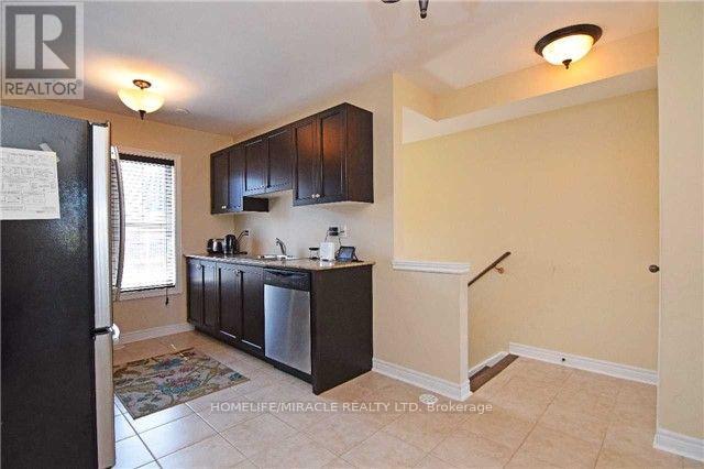 30 Battalion Road, Brampton, Ontario  L7A 4B5 - Photo 3 - W13873138
