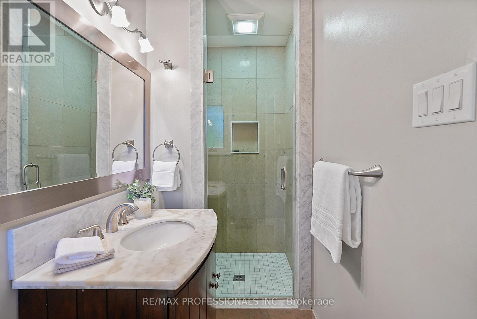 424 The Kingsway, Toronto, Ontario  M9A 3V9 - Photo 27 - W13873252