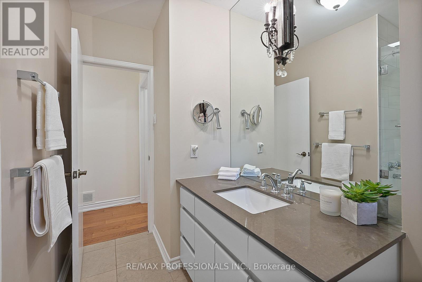 424 The Kingsway, Toronto, Ontario  M9A 3V9 - Photo 36 - W13873252