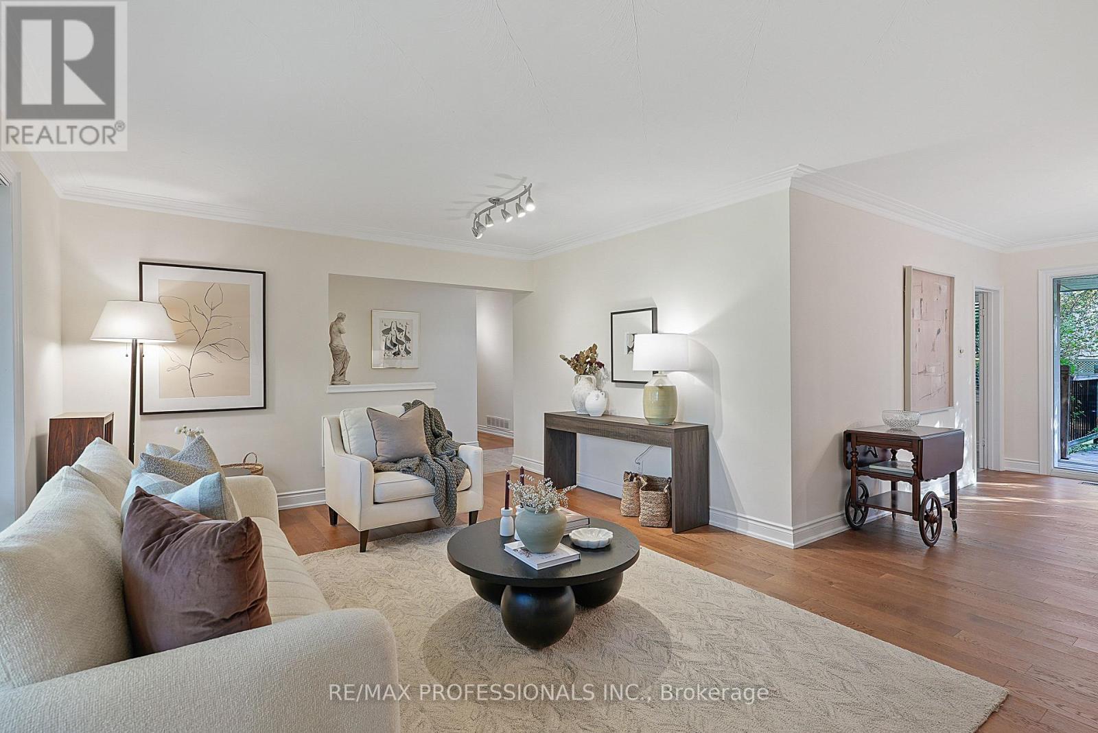 424 The Kingsway, Toronto, Ontario  M9A 3V9 - Photo 9 - W13873252
