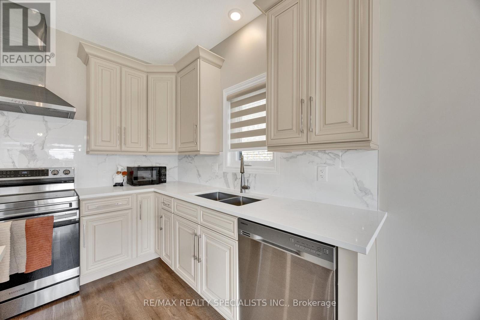 3600 Earlston Crossing E, London South, Ontario  N6L 0G6 - Photo 18 - X13873210