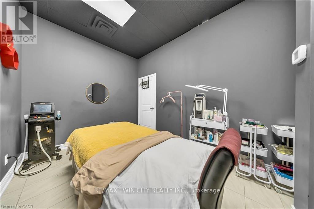 8 - 370 Eastbridge Boulevard, Waterloo, Ontario  N2K 4P1 - Photo 22 - X13873232