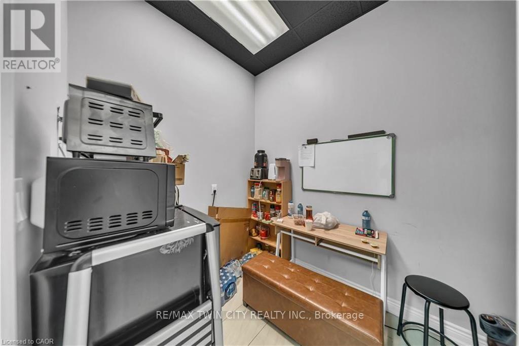 8 - 370 Eastbridge Boulevard, Waterloo, Ontario  N2K 4P1 - Photo 24 - X13873232