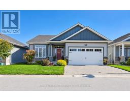 34 SUNRISE LANE, Lambton Shores, Ontario