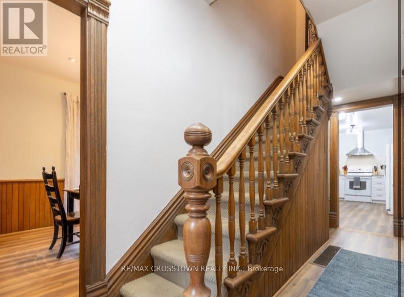 49 Park Street, Barrie, Ontario  L4N 1H7 - Photo 6 - S13872204