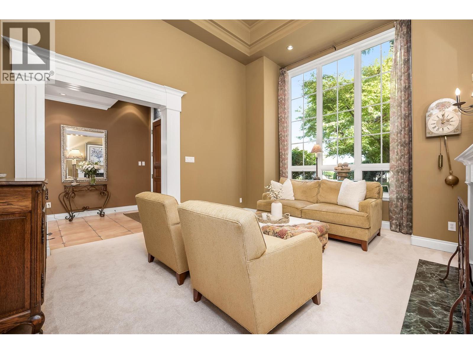6328 SUNRISE LANE