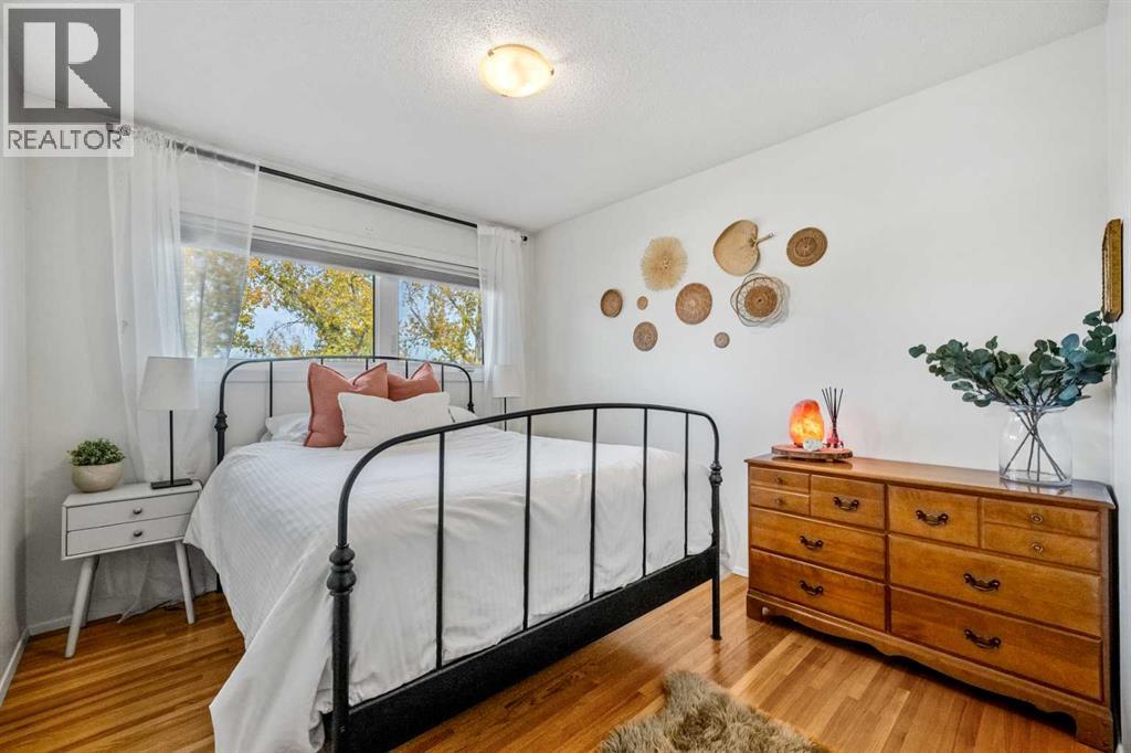 68 Lake Emerald Road SE, Calgary, Alberta  T2J 2J7 - Photo 24 - A2349616