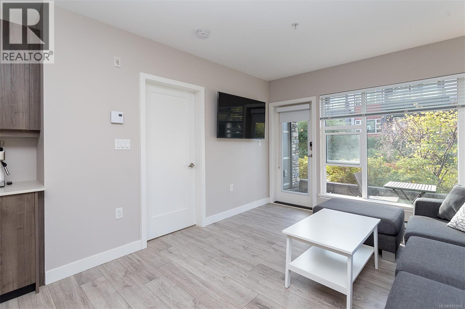 104 1016 Inverness Rd