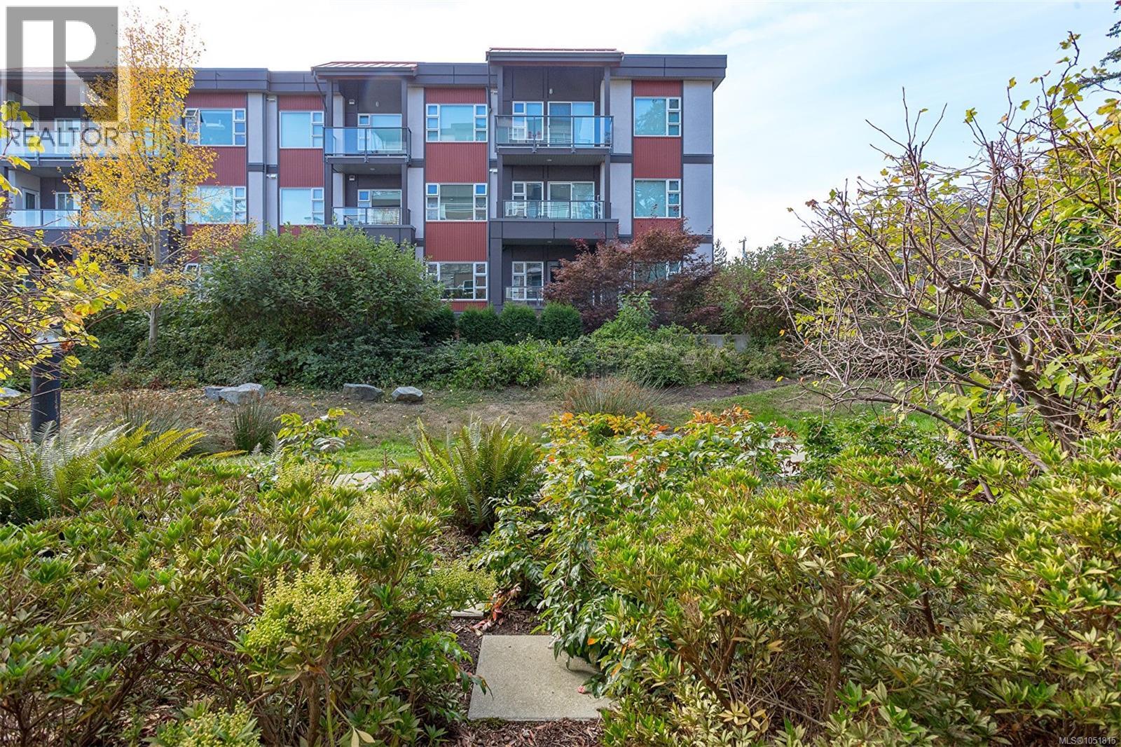 104 1016 Inverness Rd