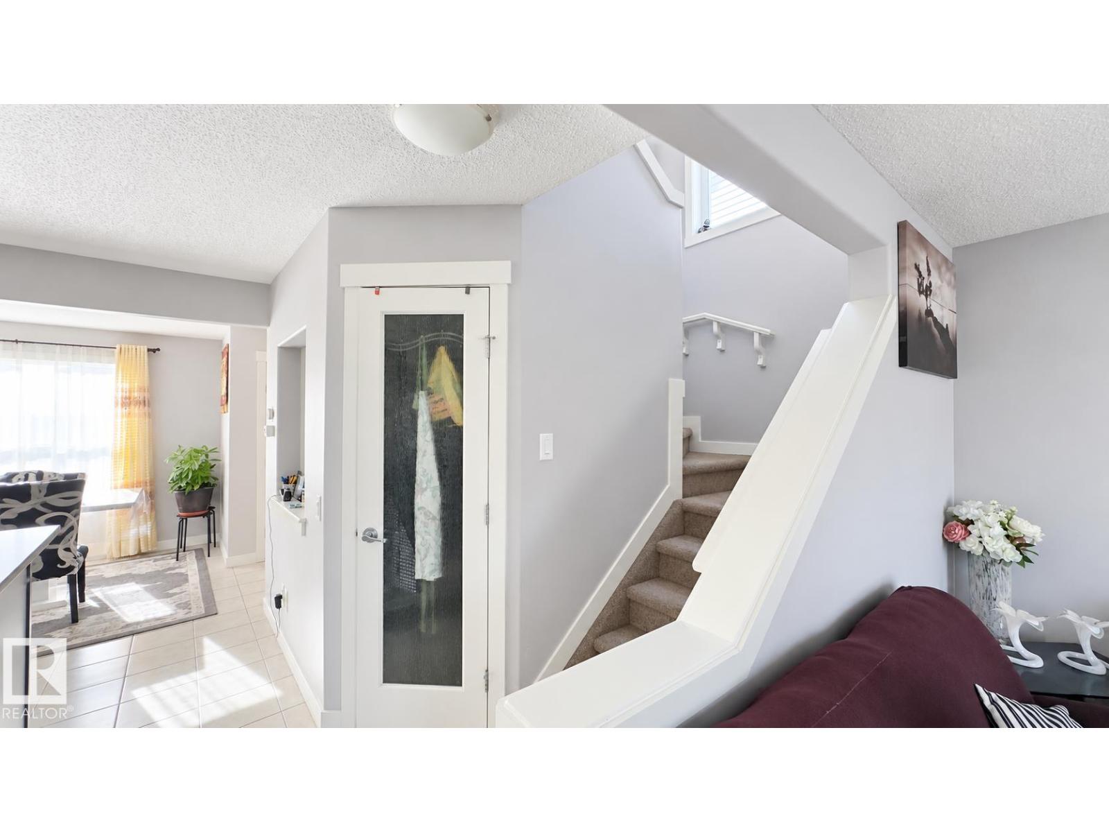 8753 180A AV NW
