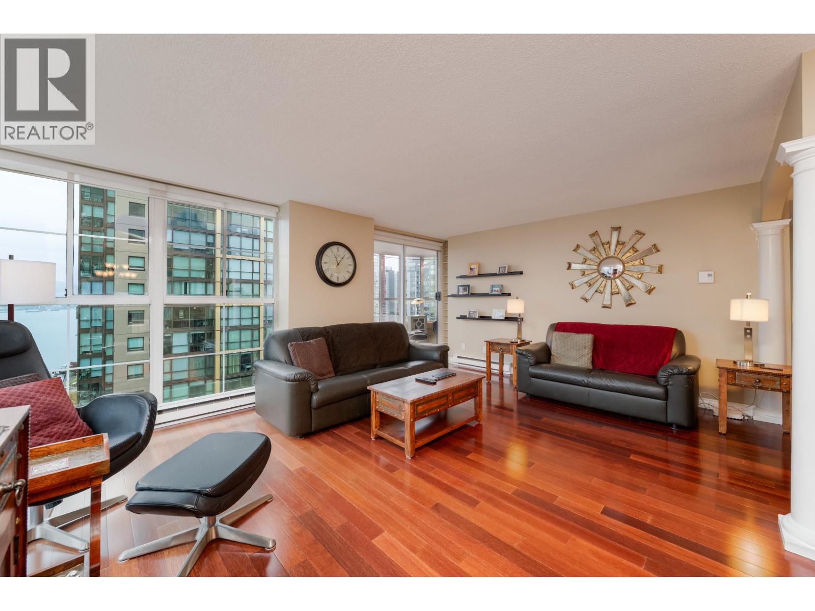 1801 717 JERVIS STREET