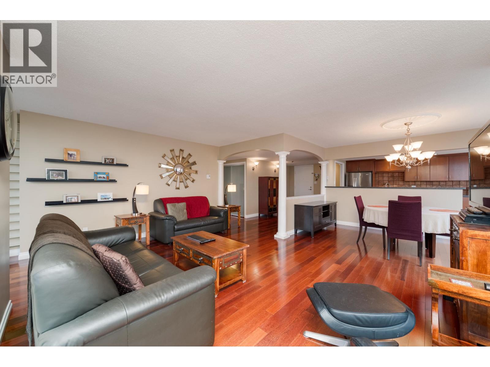 1801 717 JERVIS STREET