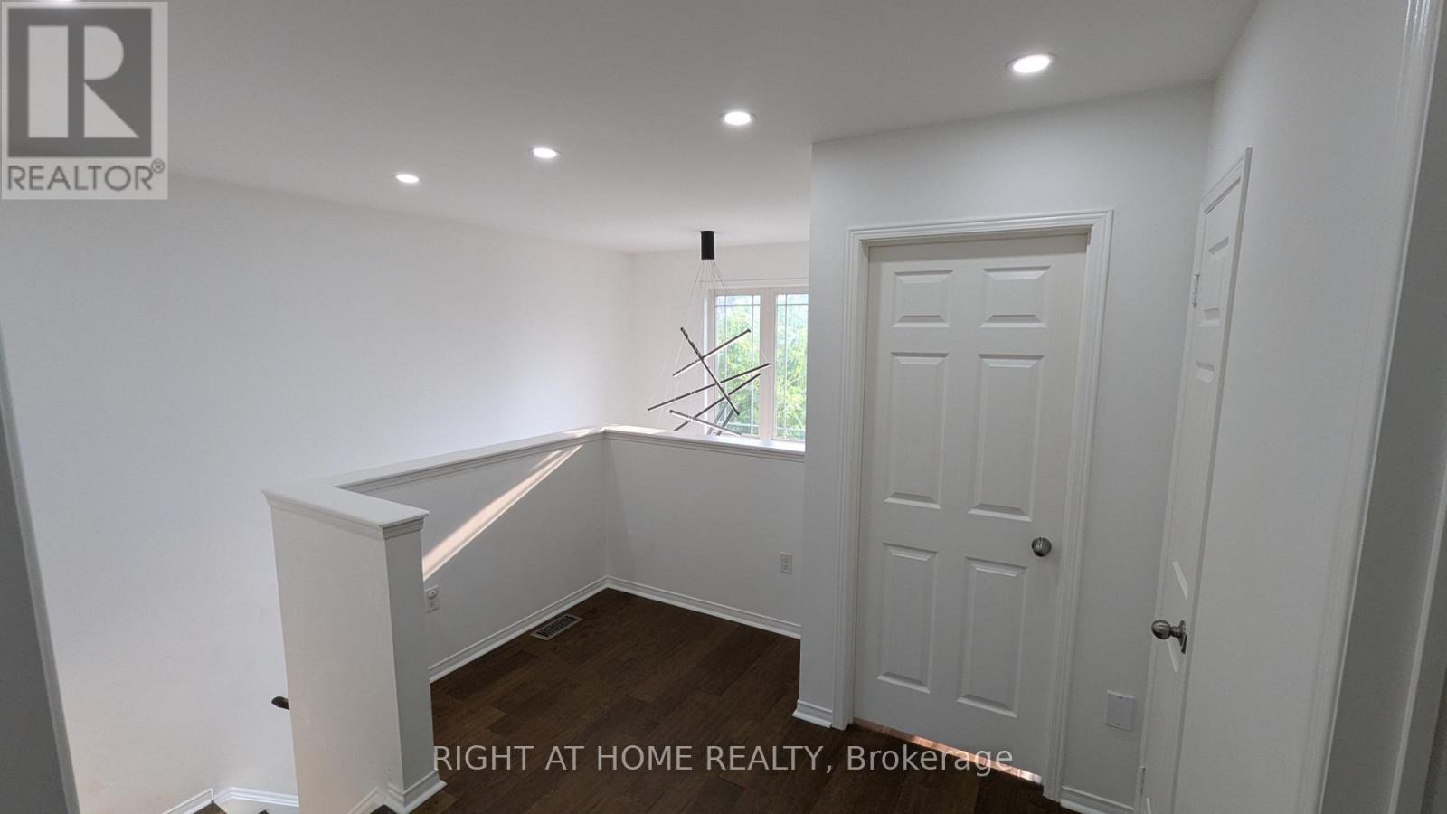 Main & Upper - 5 Faris Street, Bradford West Gwillimbury (Bradford), Ontario  L3Z 0C6 - Photo 17 - N13873348