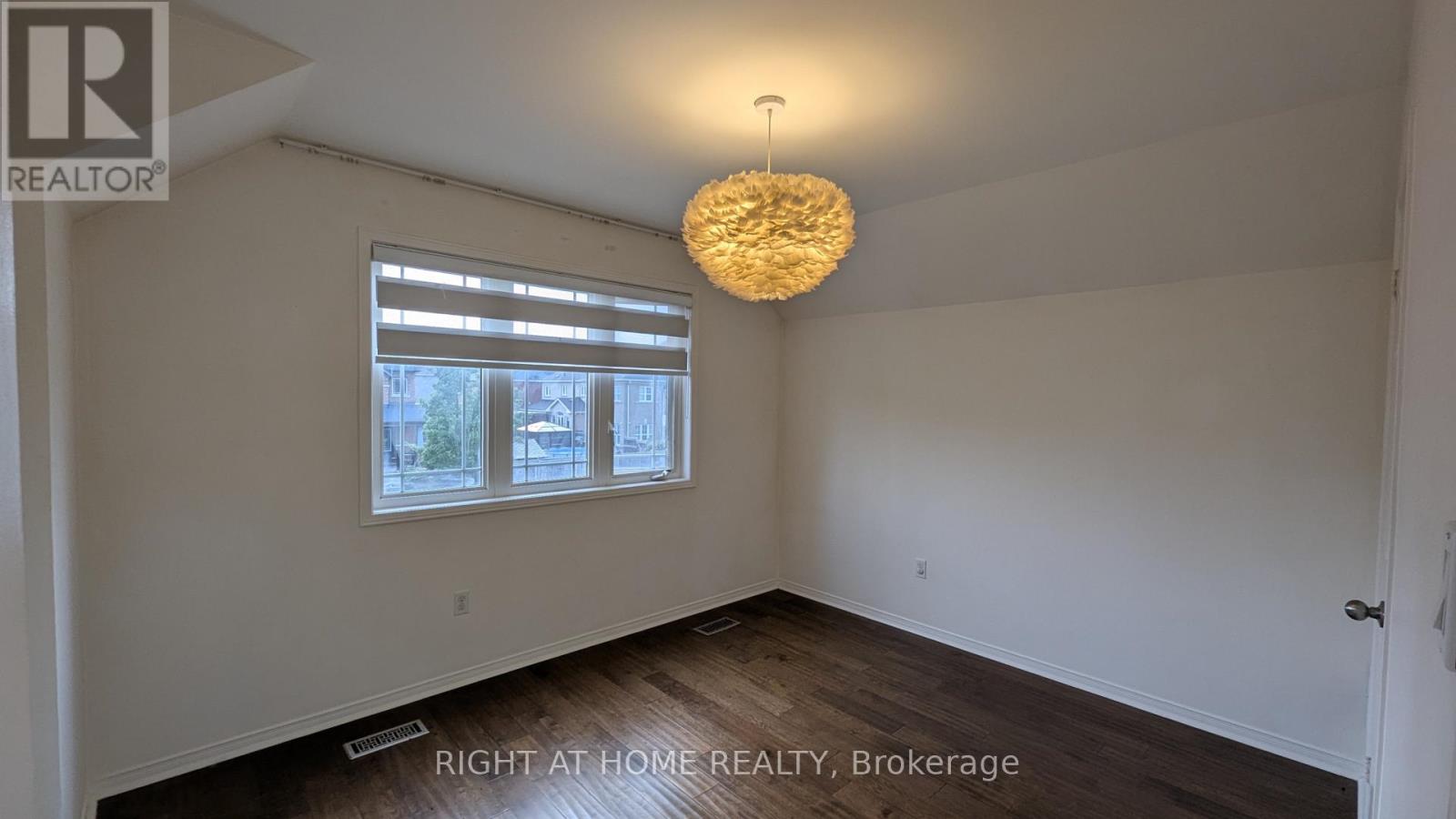 Main & Upper - 5 Faris Street, Bradford West Gwillimbury (Bradford), Ontario  L3Z 0C6 - Photo 30 - N13873348