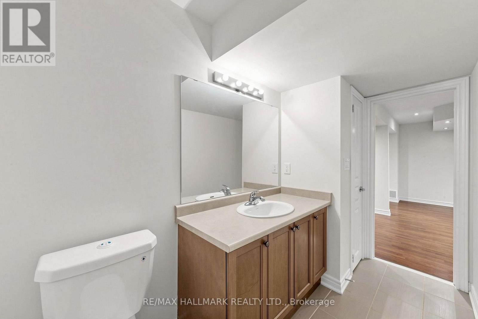 1 Bassview Court, Richmond Hill, Ontario  L4E 0M3 - Photo 34 - N13873364