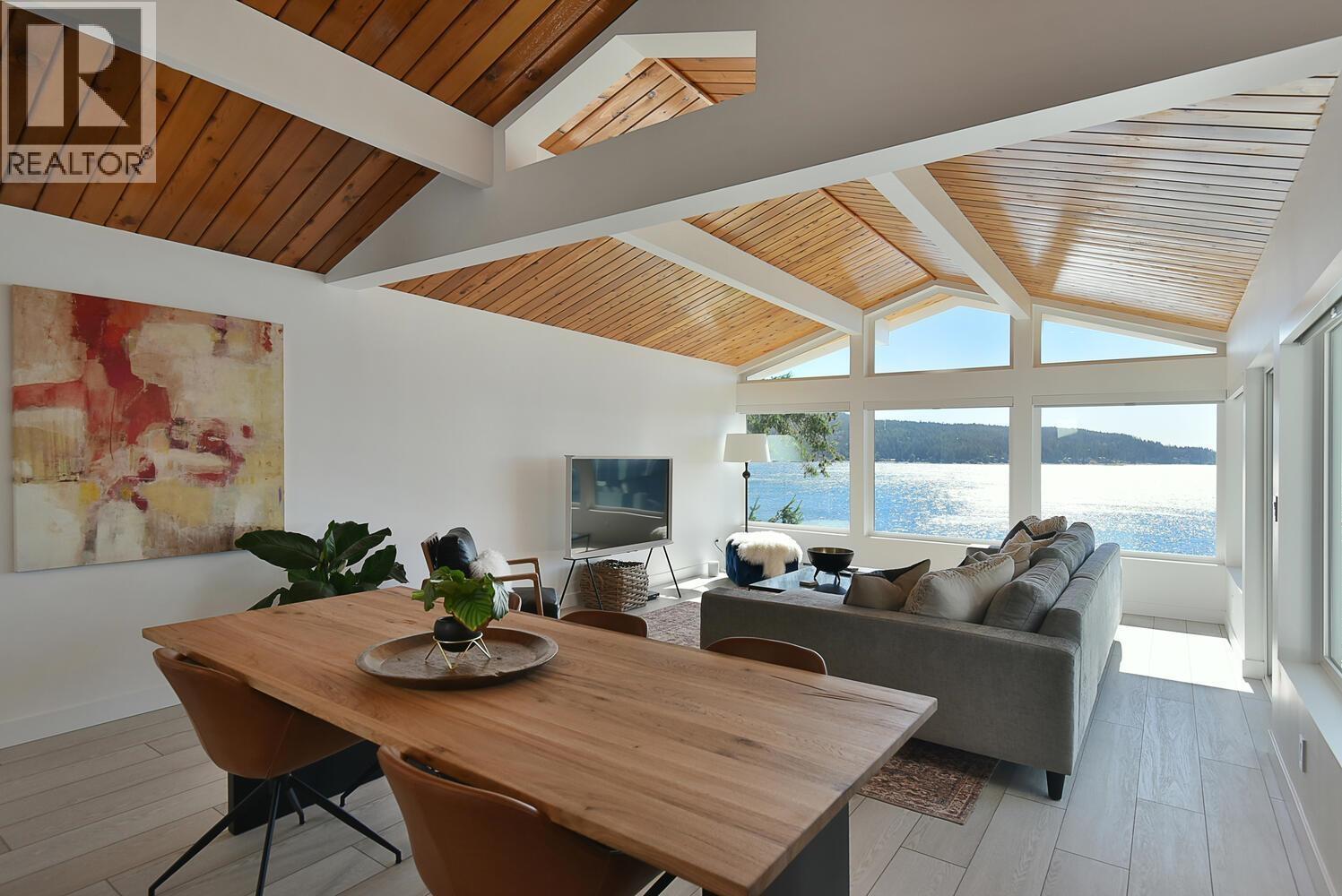 5350 Susan Way, Halfmoon Bay, British Columbia  V7Z 1B5 - Photo 10 - R3173422