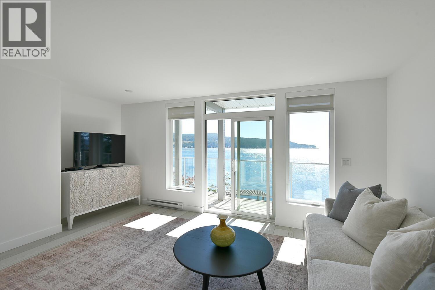 5350 Susan Way, Halfmoon Bay, British Columbia  V7Z 1B5 - Photo 26 - R3173422