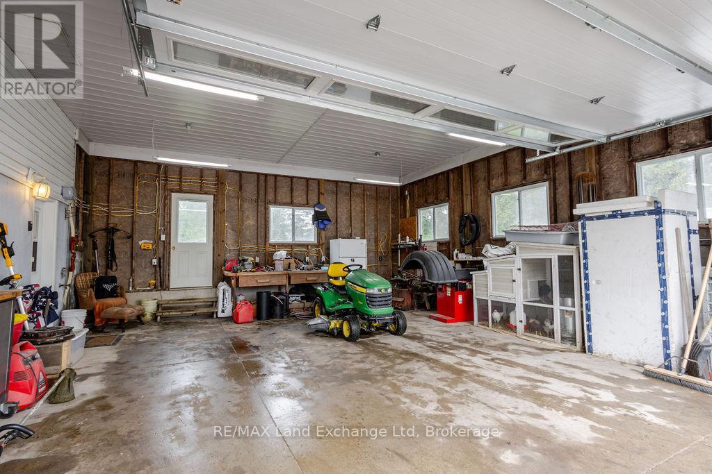 463 Wolsley Street, Huron-Kinloss, Ontario N0G 2H0 - Photo 25 - X13873398