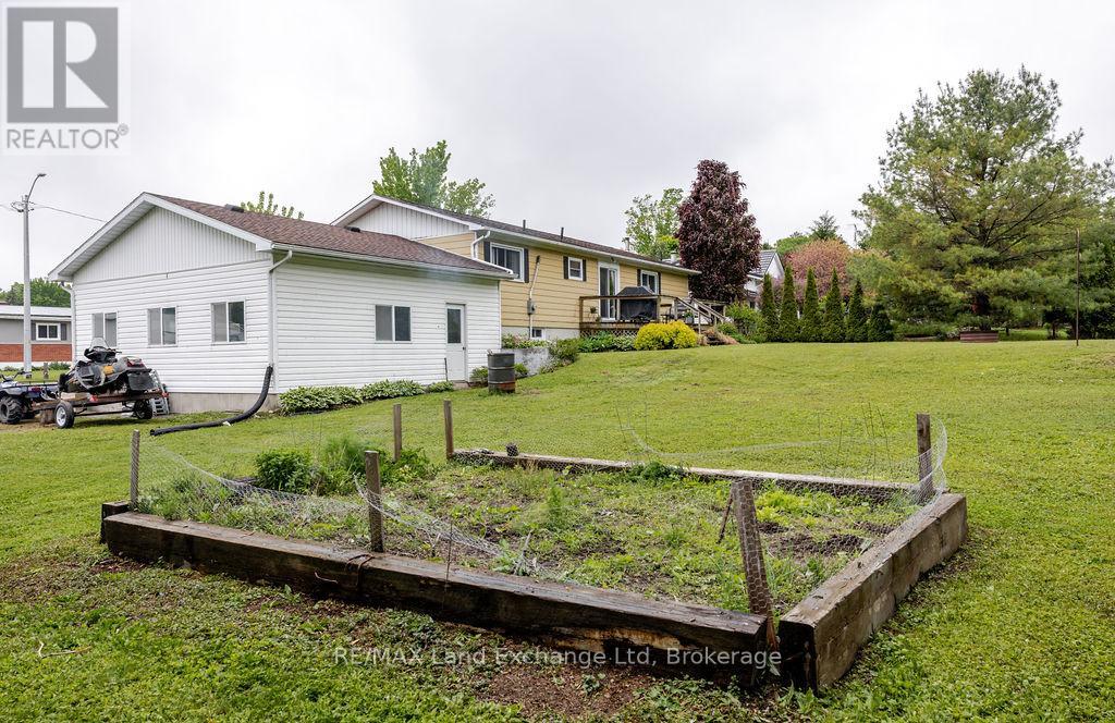 463 Wolsley Street, Huron-Kinloss, Ontario N0G 2H0 - Photo 27 - X13873398