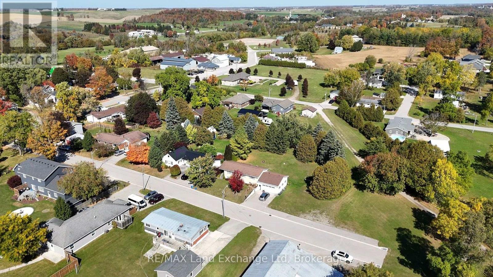 463 Wolsley Street, Huron-Kinloss, Ontario N0G 2H0 - Photo 40 - X13873398