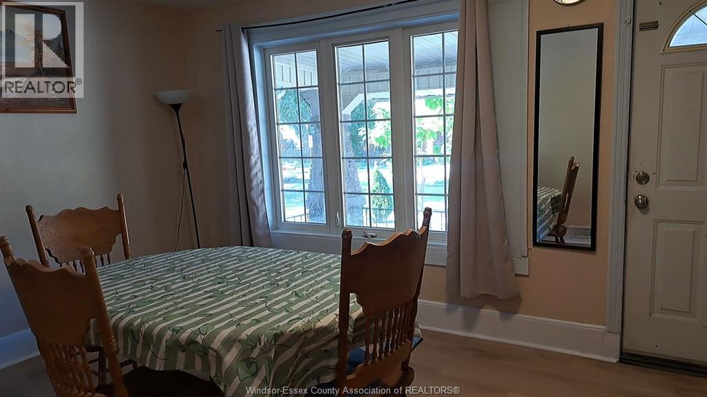 438 Rankin, Windsor, Ontario  N9B 2R7 - Photo 2 - 26024758