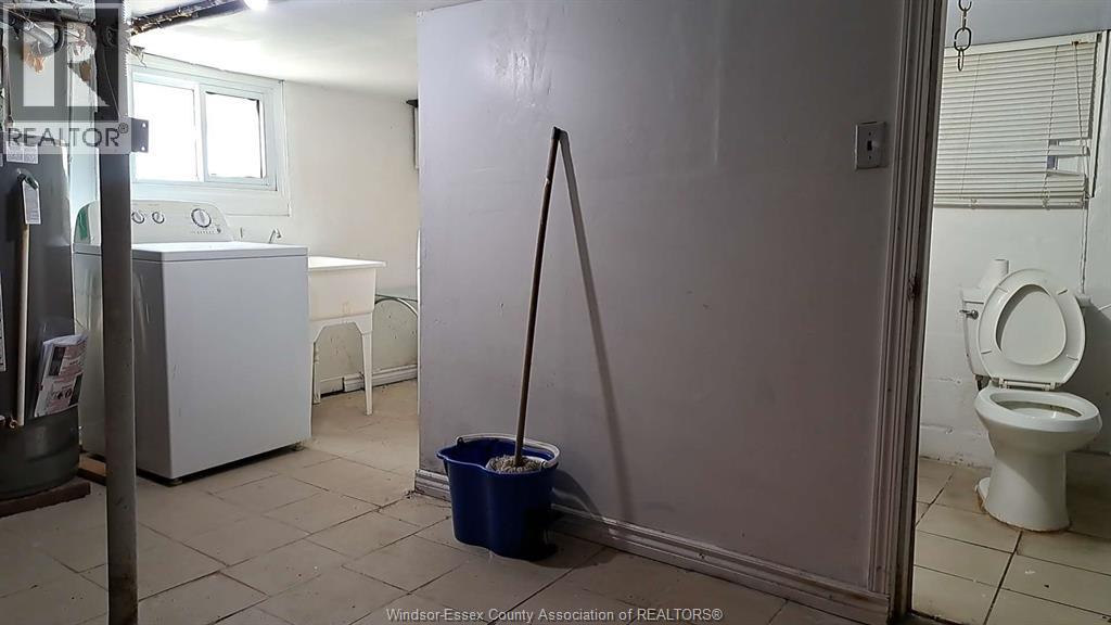 438 Rankin, Windsor, Ontario  N9B 2R7 - Photo 15 - 26024758